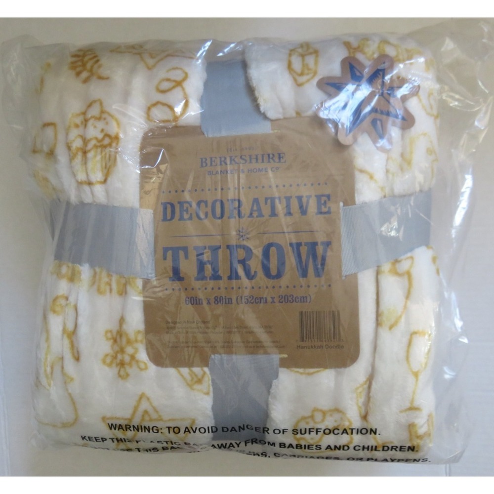 Berkshire Throw Blanket Hanukkah Doodle Brand New 60"‎ x 80"
